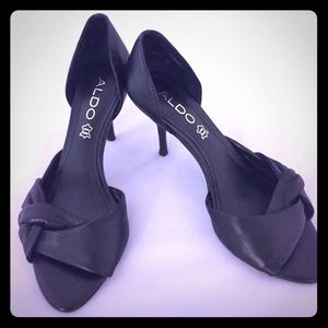 ALDO OPEN TOE BLACK HEELS